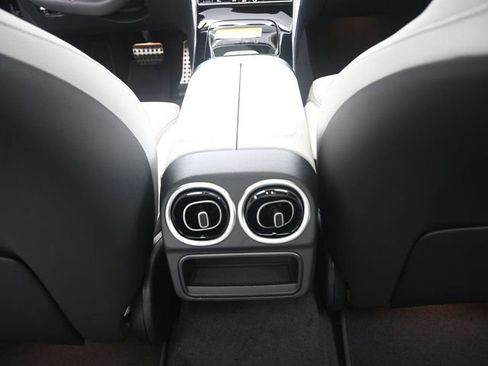 New 2026 Mercedes-Benz C 300 Sedan image 24