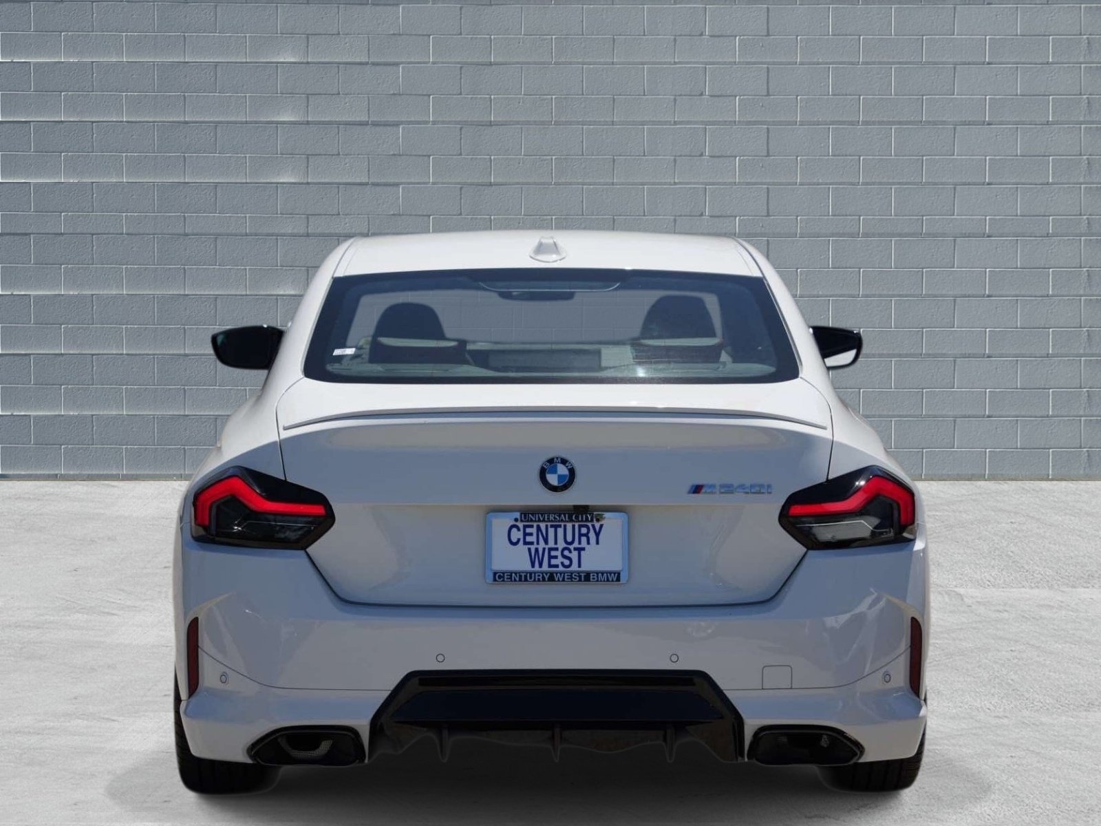 Used 2026 BMW M240i Coupe RWD image 4