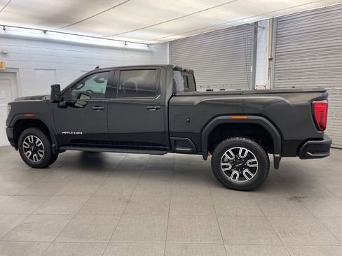 Used 2022 GMC Sierra 2500 AT4 w/ AT4 Preferred Package image 7