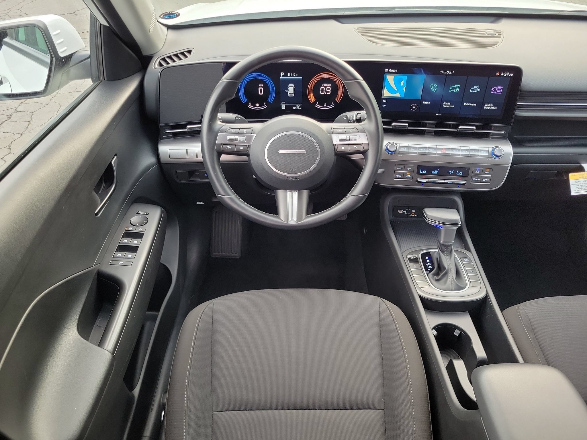 Used 2025 Hyundai Kona SEL AWD/4WD image 26