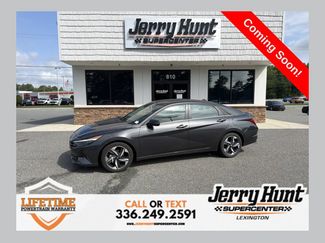 Used 2023 Hyundai Elantra Limited FWD video 1