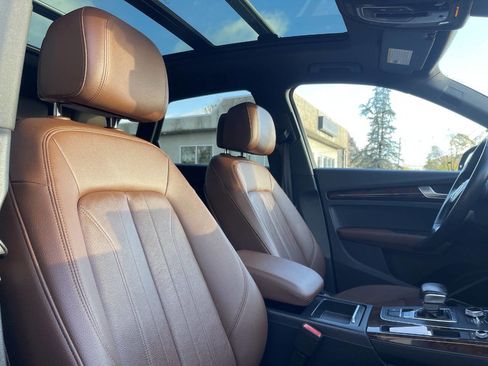 Used 2018 Audi Q5 2.0T Premium Plus image 32