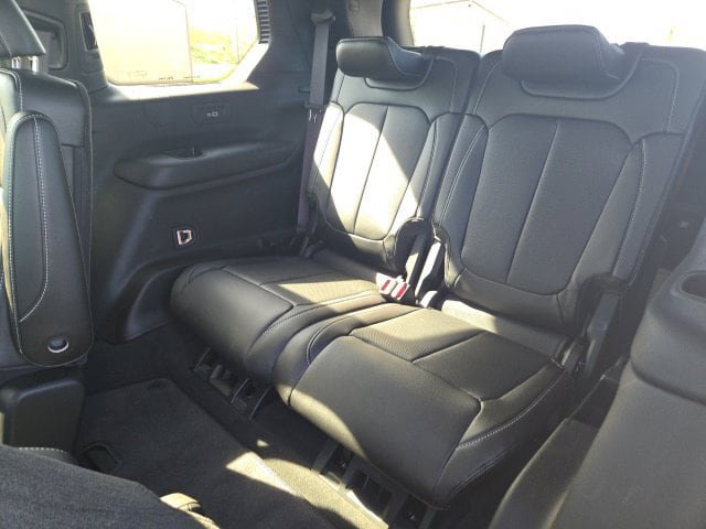 Used 2025 Jeep Grand Cherokee L Limited w/ Luxury Tech Group II AWD/4WD image 8