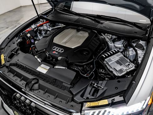Used 2025 Audi RS 6 performance image 91