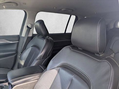 Used 2021 Jeep Grand Cherokee L Limited RWD image 14