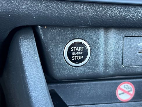 Used 2023 Nissan Rogue SV image 23