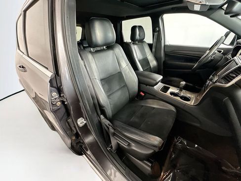 Used 2015 Jeep Grand Cherokee Altitude RWD image 26