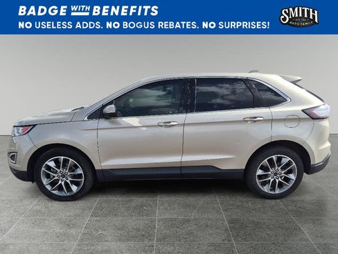 Used 2018 Ford Edge Titanium w/ Technology Package FWD image 7