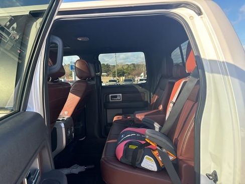 Used 2014 Ford F150 King Ranch w/ King Ranch Luxury Package image 7