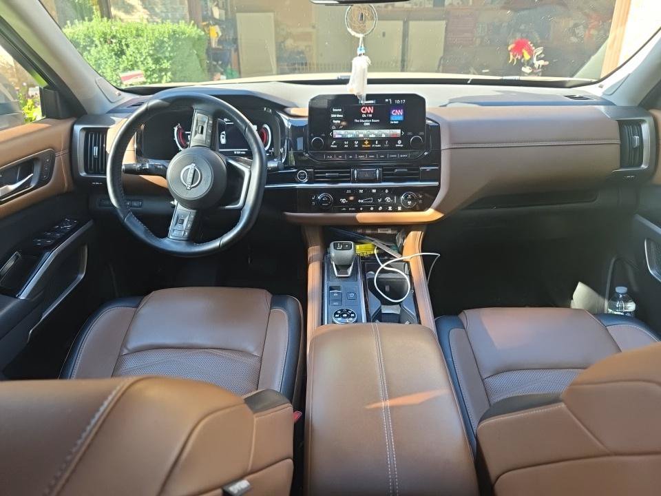 Certified 2024 Nissan Pathfinder Platinum w/ Cargo Package AWD/4WD image 4