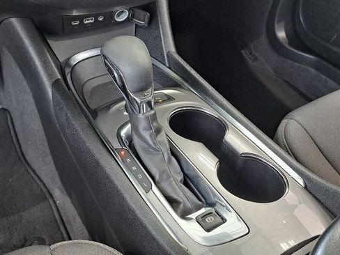 Used 2024 Chevrolet Malibu LT FWD image 19
