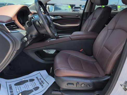 Used 2020 Buick Enclave Avenir w/ Avenir Technology Package AWD/4WD image 8