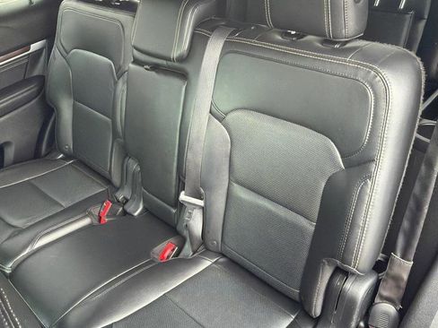 Used 2017 Ford Explorer Limited FWD image 29