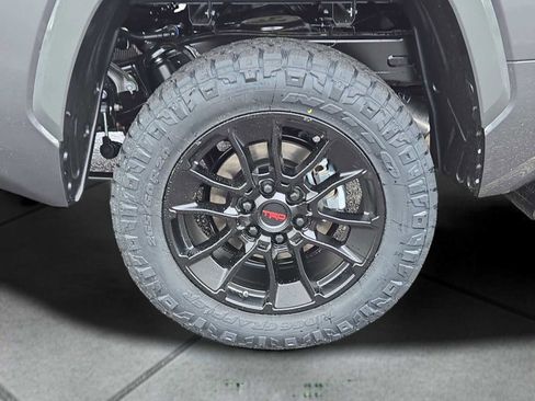 New 2026 Toyota Tundra Limited AWD/4WD image 12