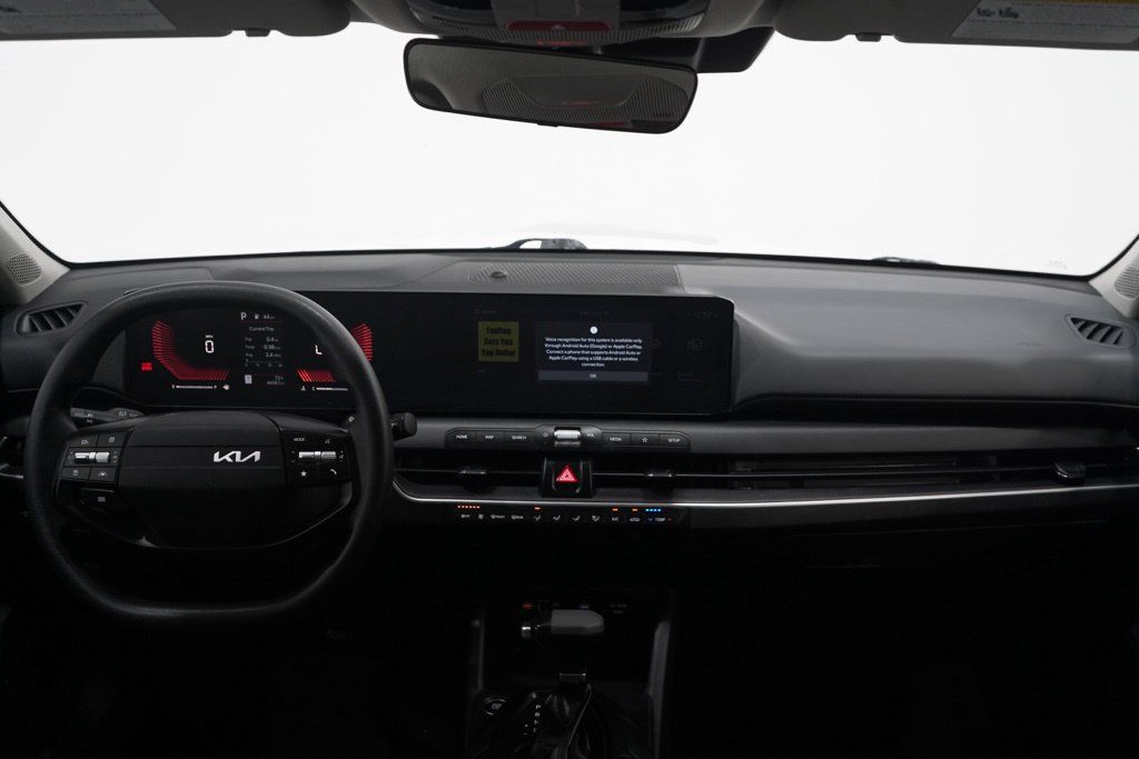 Used 2025 Kia K4 FWD image 14