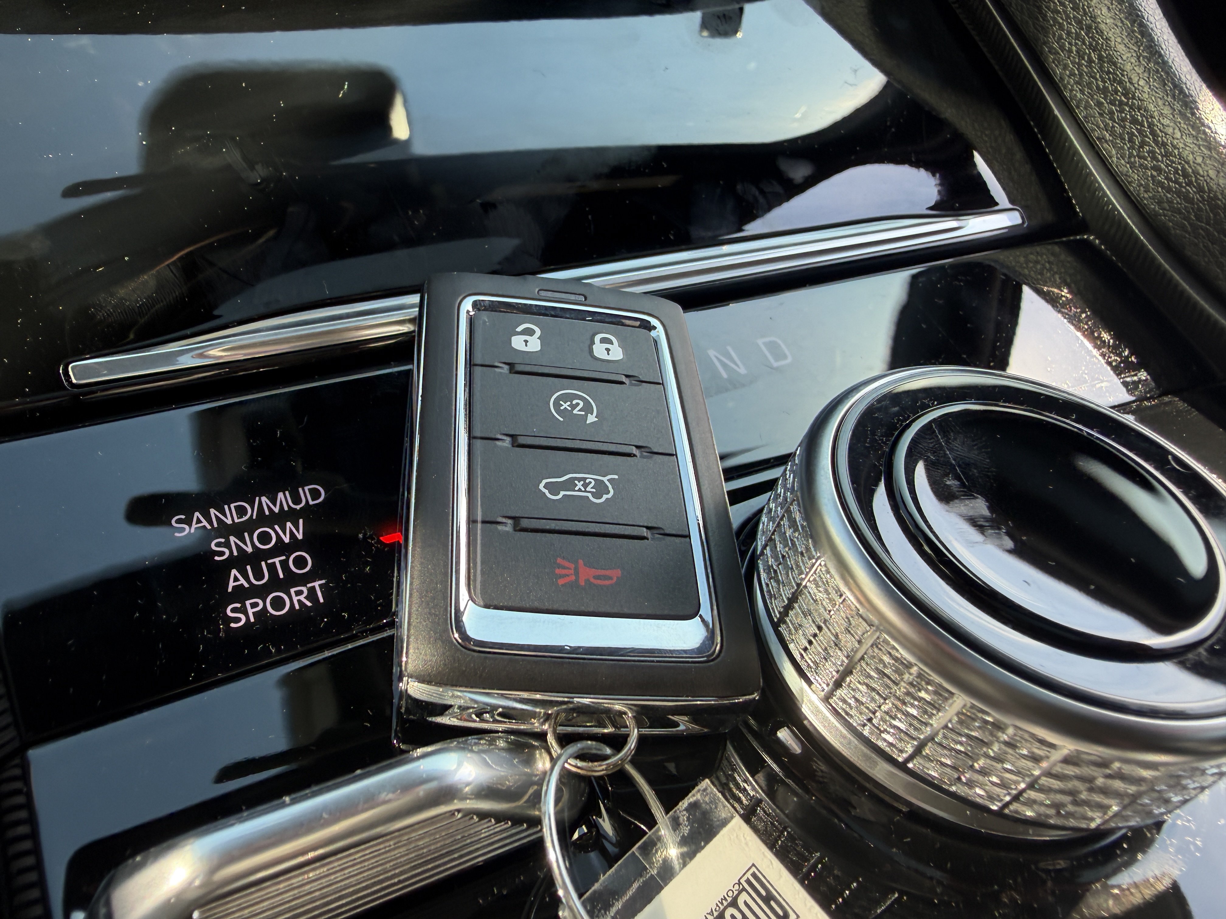 New 2026 Jeep Grand Cherokee Altitude AWD/4WD image 42