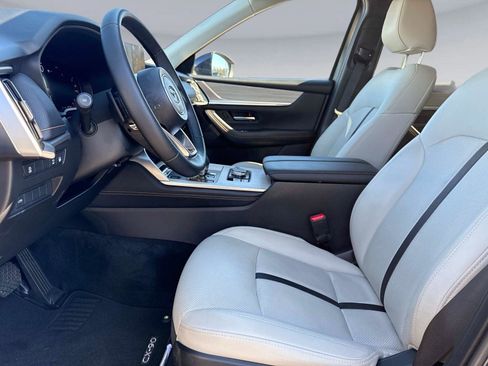 Certified 2024 MAZDA CX-90 Plug-In Hybrid w/ Preferred image 22