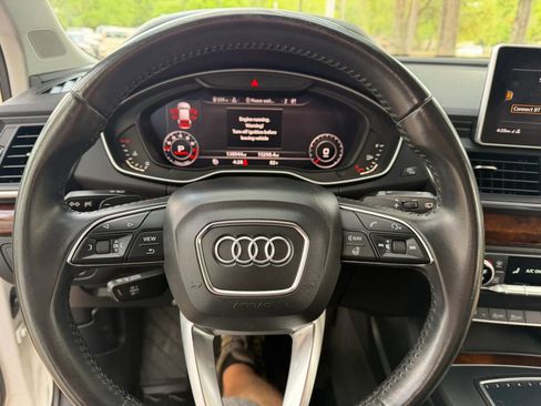 Used 2018 Audi Q5 2.0T Premium Plus w/ Premium Plus Package image 16