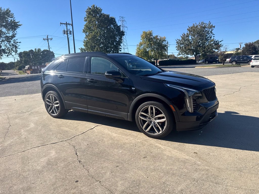 Used 2021 Cadillac XT4 Sport AWD/4WD image 2