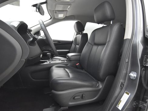 Used 2017 Nissan Pathfinder SV AWD/4WD image 25