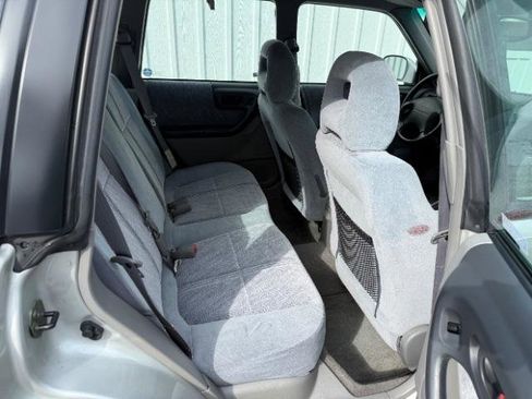 Used 2001 Subaru Forester S image 7