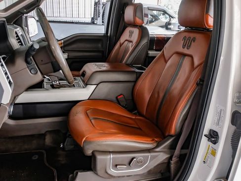 Used 2018 Ford F150 King Ranch w/ Equipment Group 601A Luxury AWD/4WD image 28