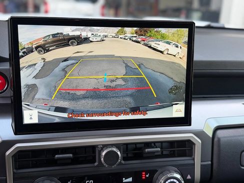 Used 2024 Toyota Tacoma TRD Off-Road w/ TRD Off Road Upgrade Package image 26