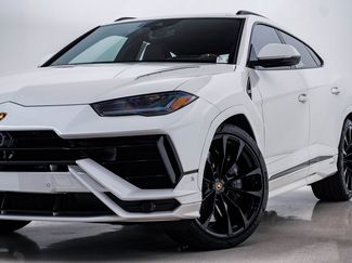 Used 2024 Lamborghini Urus S video 2