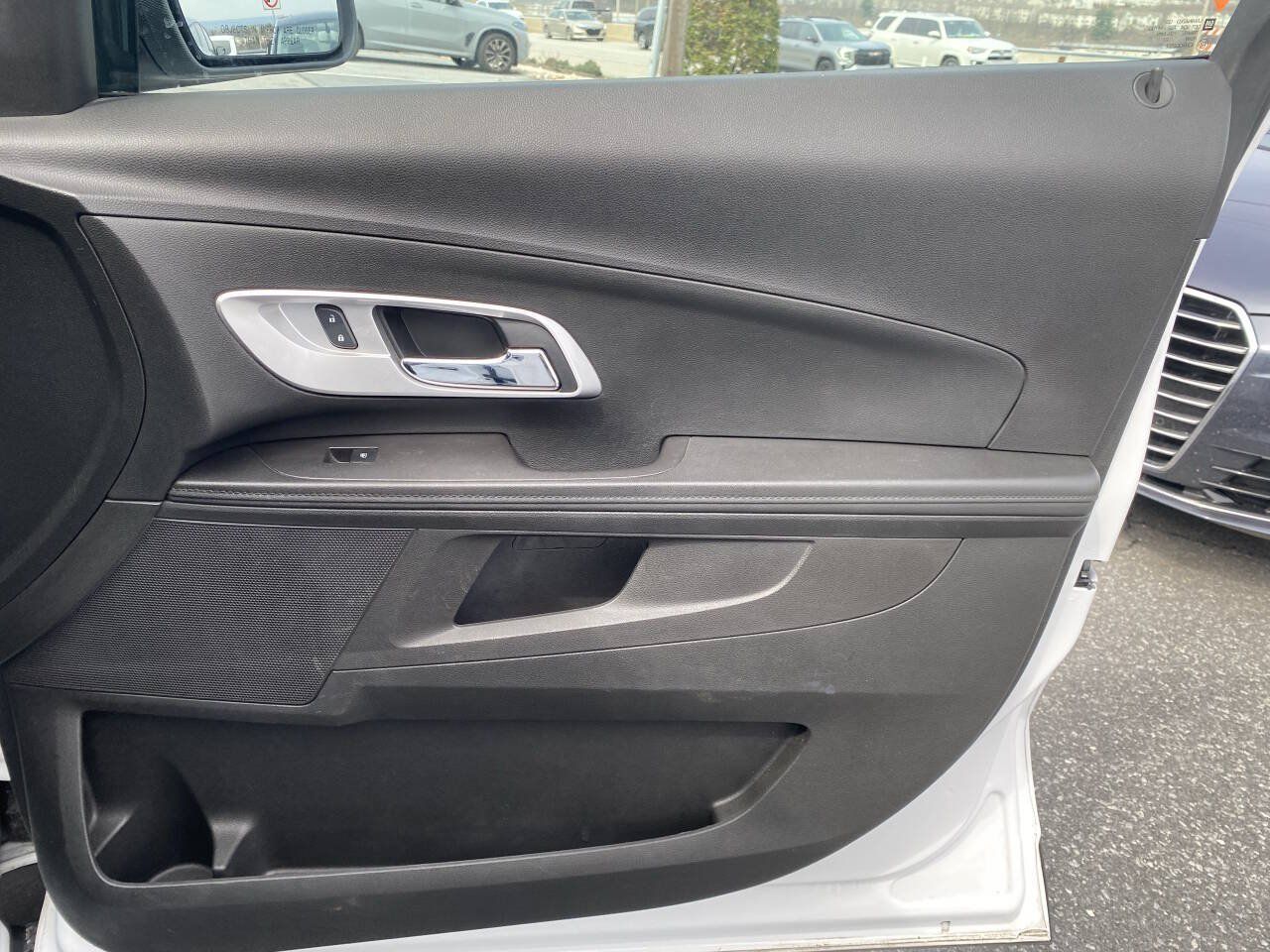 Used 2014 Chevrolet Equinox LS AWD/4WD image 16