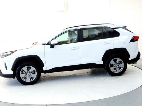 Certified 2024 Toyota RAV4 XLE image 3