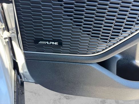 Certified 2024 Jeep Grand Cherokee Limited AWD/4WD image 23