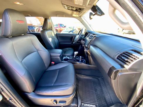 Used 2020 Toyota 4Runner TRD Off-Road Premium image 25