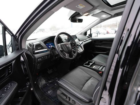 Used 2023 Honda Odyssey Elite image 8