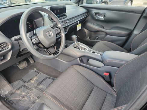 Used 2024 Honda HR-V Sport image 10