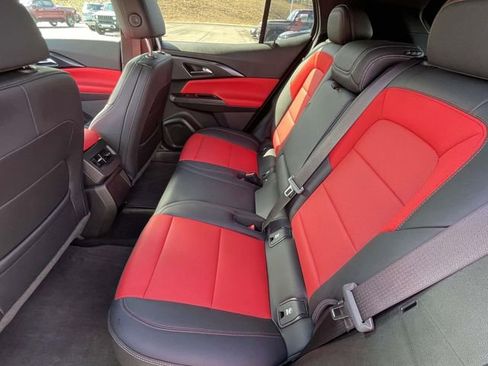 Used 2024 Chevrolet Equinox EV RS image 11