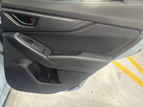 Used 2018 Subaru Crosstrek 2.0i Premium AWD/4WD image 30