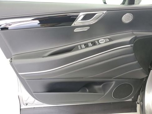Used 2025 Genesis GV80 2.5T Standard AWD/4WD image 21