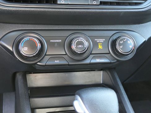 Used 2023 Kia Forte LXS image 26