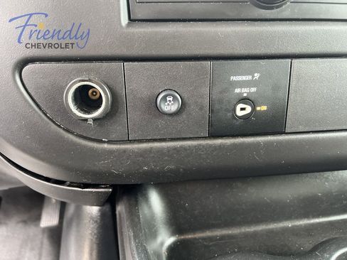 Used 2016 Chevrolet Express 3500 RWD image 21