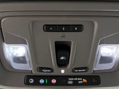 Used 2022 Chevrolet Silverado 1500 RST w/ Convenience Package II AWD/4WD image 33