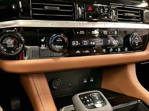 New 2026 Nissan Pathfinder Platinum AWD/4WD image 26