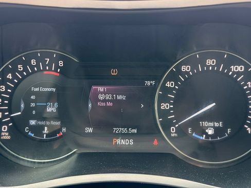 Used 2017 Lincoln MKZ Select w/ Select Plus Package FWD image 11