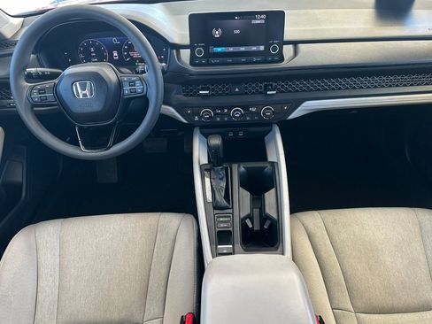 Used 2025 Honda Accord SE image 13