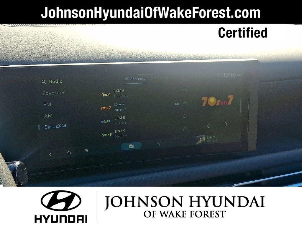 Certified 2025 Hyundai Santa Cruz SEL FWD image 6