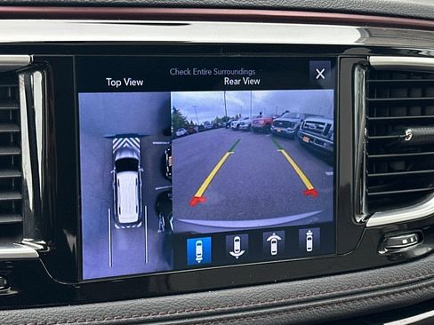 Used 2017 Chrysler Pacifica Limited FWD image 20