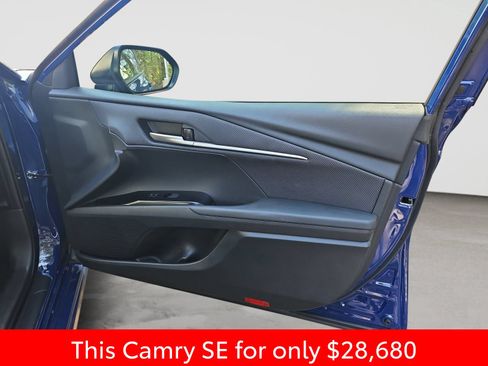 Used 2025 Toyota Camry SE FWD image 36