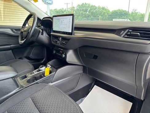 Used 2023 Ford Escape Active w/ Tech Pack #1 AWD/4WD image 24