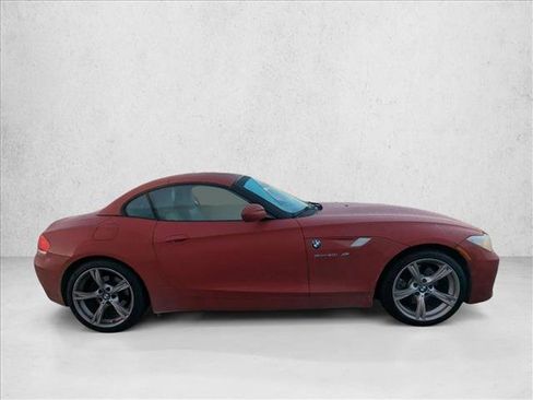 Used 2011 BMW Z4 sDrive30i image 4