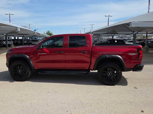 Used 2024 Chevrolet Colorado Trail Boss w/ Technology Package AWD/4WD image 5