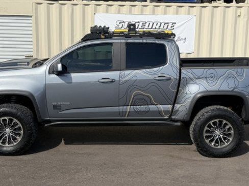 Used 2018 Chevrolet Colorado ZR2 AWD/4WD image 2